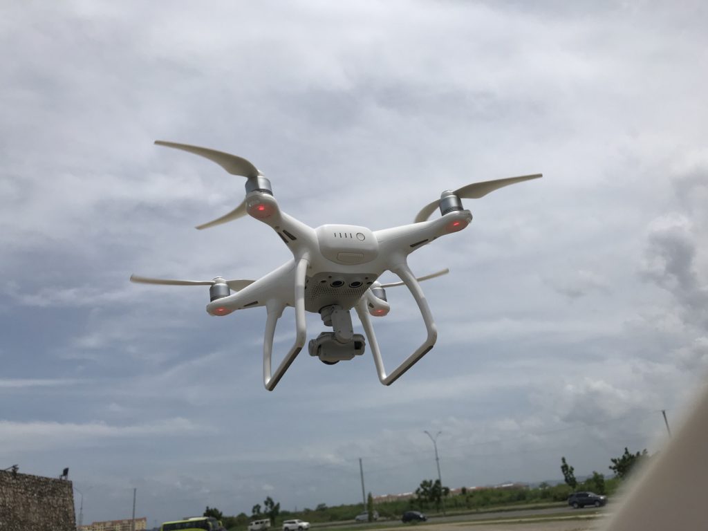 Phantom 4のバッテリーをまとめて充電できる、Spinido DJI Phantom4充電ハブ