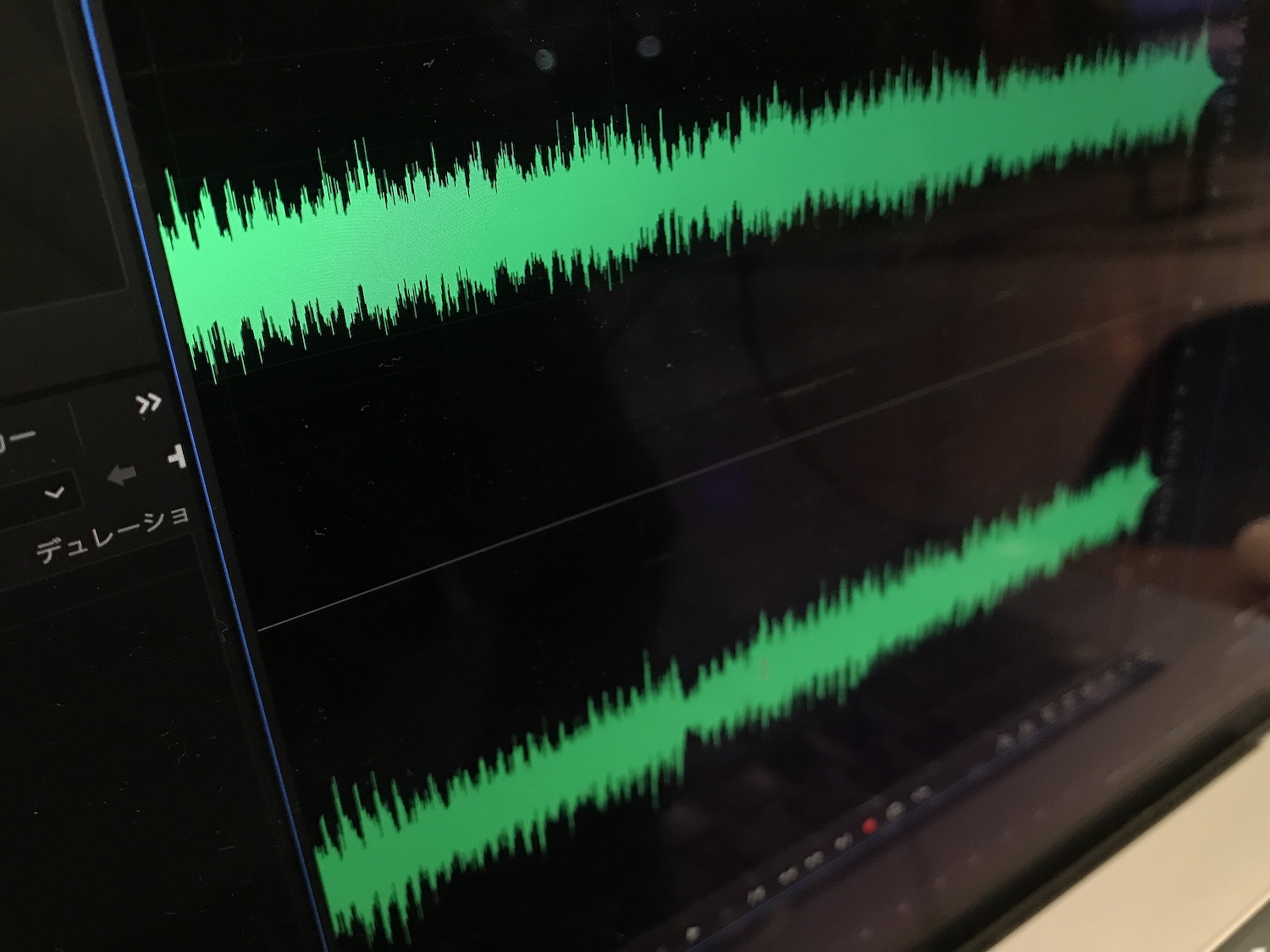 音楽を映像に追加しよう！Artlist(アートリスト)の使い方と曲のダウンロードの仕方