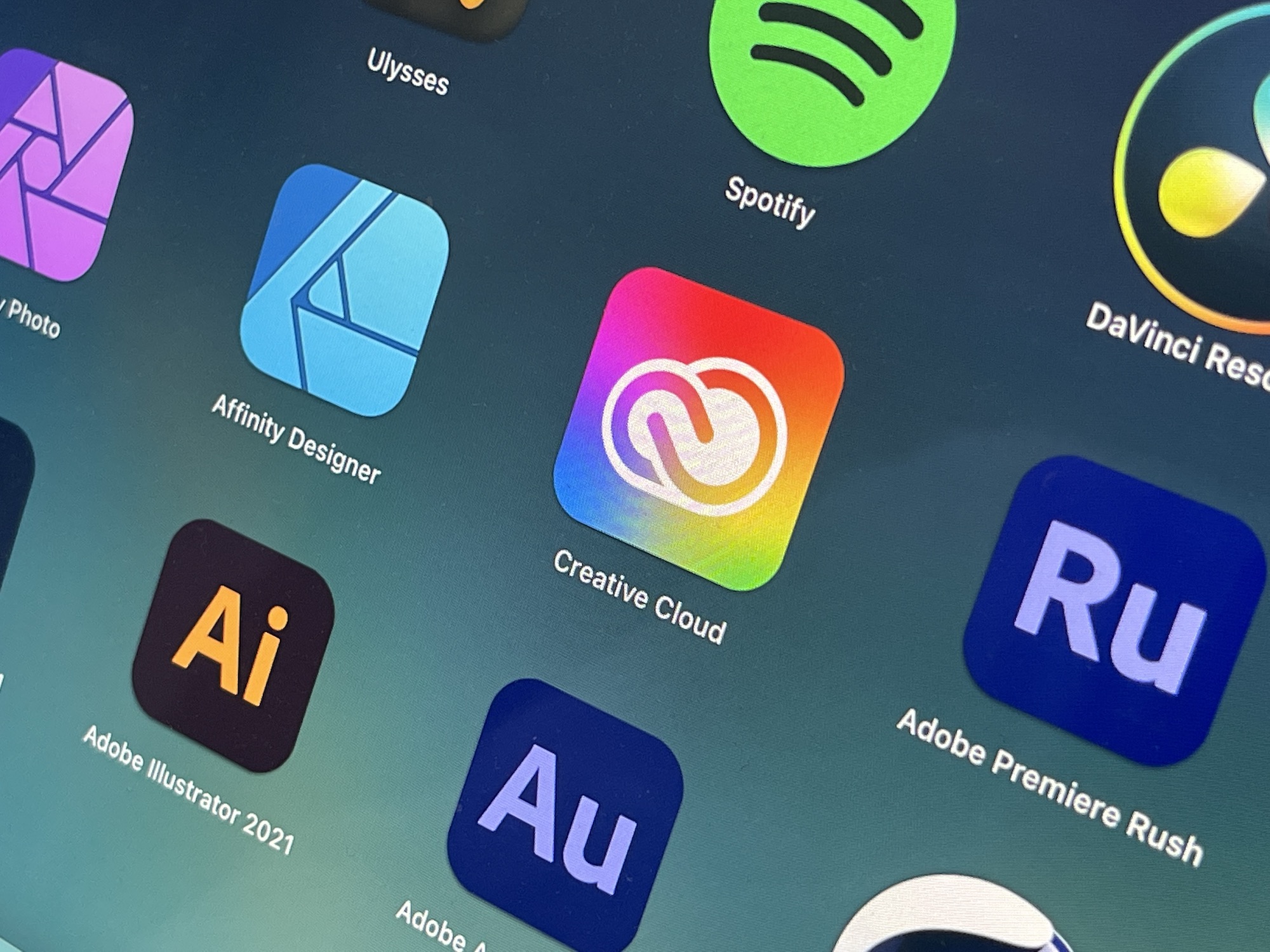 海外で契約したAdobe Creative Cloudを解約し、日本のアカウントに移行する方法